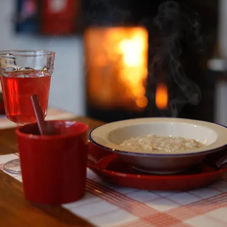 Bed and breakfast Aaria 4*